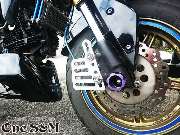 画像9: アウトレット キャリパーガード CNC アルミ削り出し アルマイト加工済み (9)