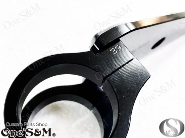 画像2: 【送料込み】アウトレット 最高級ジュラルミン CNC ヘッドライトステー 39φ用 シルバーorブラック (2)