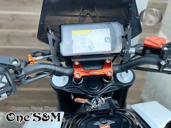 画像9: KTM DUKE 対応 CNCアルミ削り出し ハンドルクランプ (9)