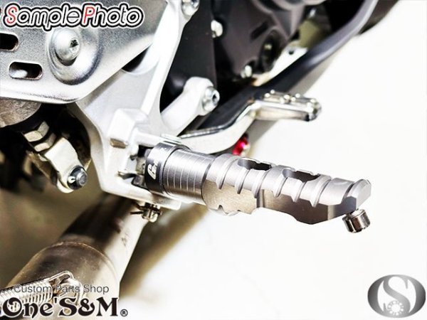 画像10: アウトレット G-moto製 刻印入 限定オリジナルモデル アルミ製 マルチポジションステップ メイン フロント グレー ヤマハ用 (10)