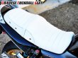 画像26: NEW リニューアル CB Styleタックロールシート CB400SF NC39 NC42 最終型まで対応 鋲打ち スタッズ付き  シートベルト 防水 金具付き レザーシート 前後アンコ抜きver (26)
