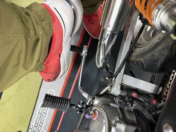 画像2: 社外マフラー用 キックペダル クロームメッキ (2)